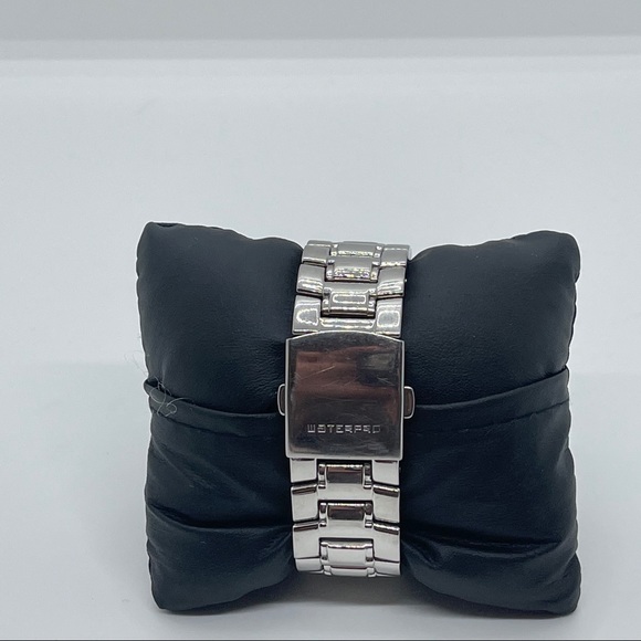 GUESS🌺 Women’s watch - Picture 2 of 3